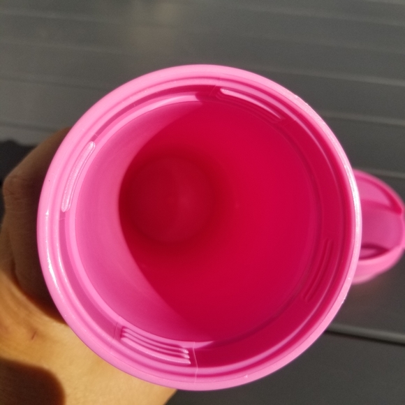 Lily Pulizer travel mug - Picture 5 of 8